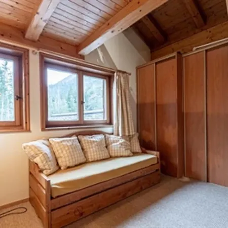 Chalet Idyllique Dans Le Quartier Les Bois De La Station * Chamonix